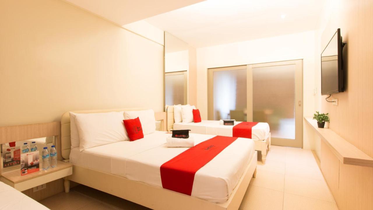 Reddoorz @ General Segundo Avenue Laoag Hotel Екстериор снимка