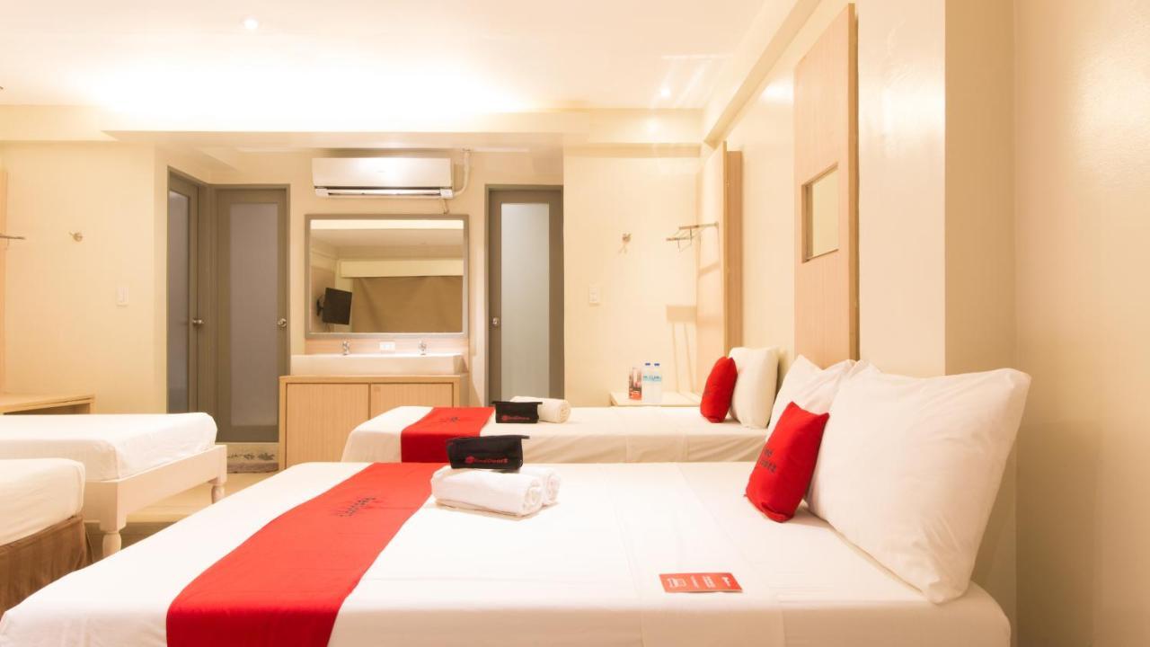 Reddoorz @ General Segundo Avenue Laoag Hotel Екстериор снимка
