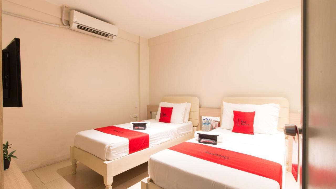 Reddoorz @ General Segundo Avenue Laoag Hotel Екстериор снимка