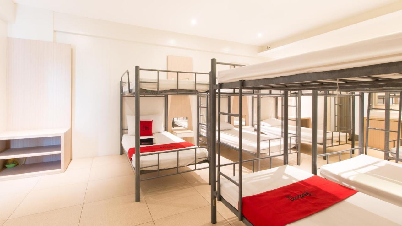 Reddoorz @ General Segundo Avenue Laoag Hotel Екстериор снимка